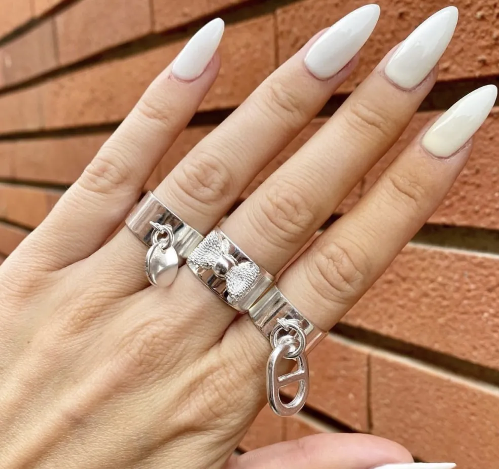 Bague petite médaille