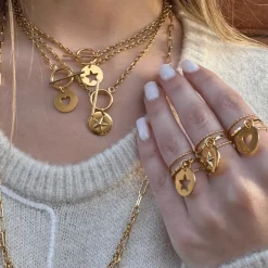 Collier chaîne fine doré coeur
