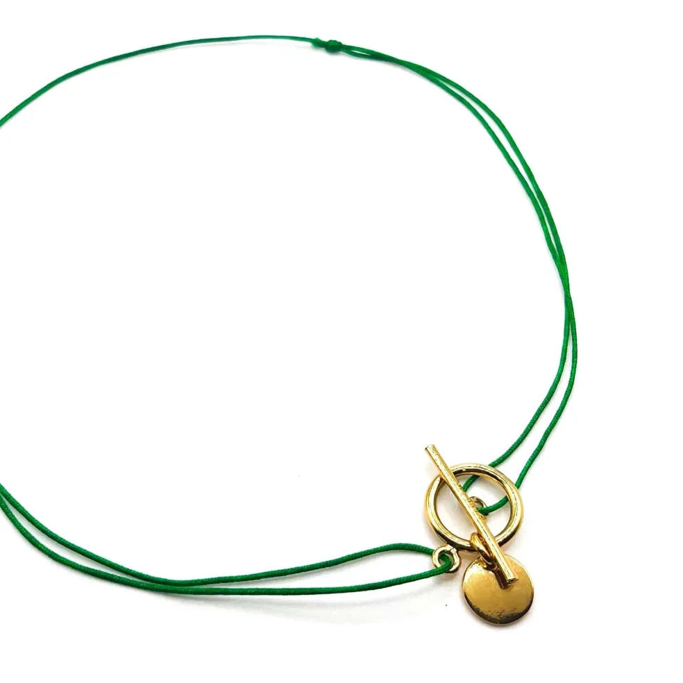 Collier fin médaille doré "Lou"